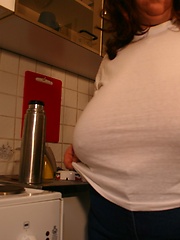 Busty euro mature is master of cooking