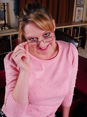 Horny American housewife playing with herself