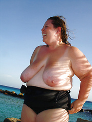 Flashing mature BBWs with big and average breasts